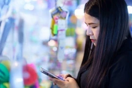 Mua hàng online: Tiện một phút, lộ dữ liệu cả đời!