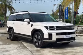 Hyundai SantaFe Hybrid 2025 về Việt Nam "uống xăng" chỉ 5lít/100km