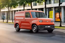 Xe tải điện VinFast EC Van lần đầu lộ nội thất thực tế