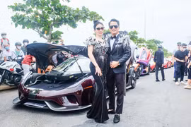 "Soi" dàn siêu xe hơn 300 tỷ của vợ chồng Mailisa và Hoàng Kim Khánh 