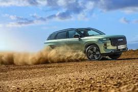 Jaecoo J7 AWD Individual, lựa chọn mới trong phân khúc C