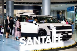 Hyundai SantaFe Hybrid tiết kiệm xăng khoảng 1,3 tỷ tại Việt Nam?