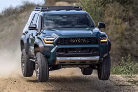 Toyota 4Runner 2026 chính thức mở bán khởi điểm từ 1,08 tỷ đồng