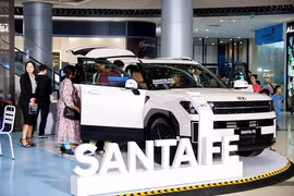 Hyundai SantaFe Hybrid tiết kiệm xăng khoảng 1,3 tỷ tại Việt Nam?