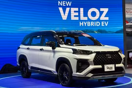 Toyota Veloz hybrid từ 471 triệu đồng tại Indonesia, chờ về Việt Nam