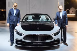 "Soi" Mercedes-Maybach SL 680 Monogram Series - siêu sang chảnh