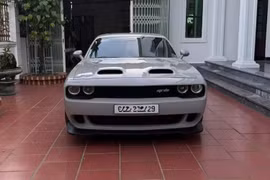 Ngắm Dodge Challenger SXT 2016 cơ bắp hơn 2,5 tỷ của tay chơi Hà Nội