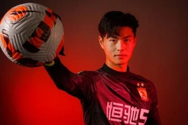 Thủ môn của U23 Trung Quốc điển trai chuẩn hot boy