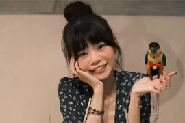 Hot girl thích nuôi chim cảnh gây chú ý với nhan sắc miễn chê