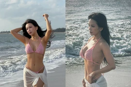 Sĩ Thanh tiếp tục “đốt mắt” netizen với bộ ảnh bikini khoe body trên biển