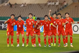 'Quật ngã' UAE, U23 Việt Nam hiên ngang vào bán kết