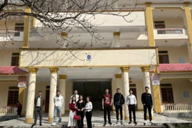 Họp lớp trong dịp nghỉ Tết, giới trẻ đối mặt “7749 câu chuyện” khó đỡ