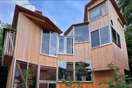 Bỏ phố về quê, kiến trúc sư chi 8 tỷ xây biệt thự giữa rừng 