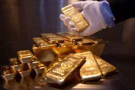 Giá vàng hôm nay 12/7: Tăng dựng đứng?