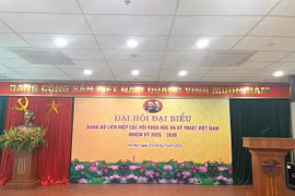 Trước giờ khai mạc Đại hội Đại biểu Đảng bộ lần thứ X