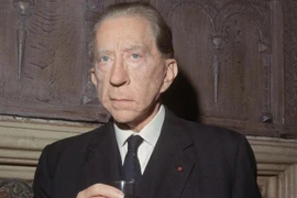 Đời bi kịch của tỷ phú "keo kiệt" nhất thế kỷ 20