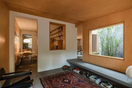 Bên trong căn hộ tập thể cũ 46m² đang gây sốt của vợ chồng mới cưới 