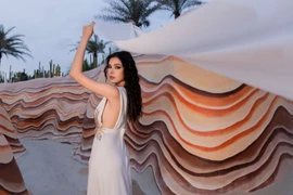 Siêu mẫu Kỳ Hân khoe nhan sắc mẹ bỉm sữa 2 con đẹp xuất sắc