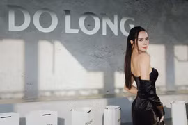 Hot girl Huyền Lizzie khoe lưng ong nuột nà, gợi cảm