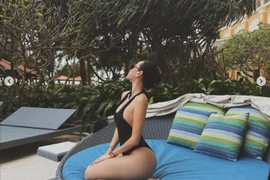 Helen Thanh Thảo khoe body ở tuổi 35, nhan sắc mặn mà thách thức thời gian