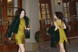 “Cô em trendy” Khánh Linh xuất hiện với visual sang chảnh khó ai bì kịp