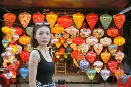 'Hot girl bắn súng' Phí Thanh Thảo khoe nhan sắc đời thường cực xinh