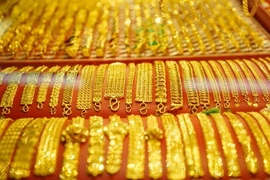 Giá vàng hôm nay 21/8: Vàng SJC rời đỉnh?