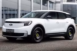 Chi tiết Ford Explorer EV Van phong cách "cảnh sát chìm", chạy 602km/sạc