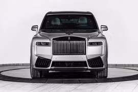 "Soi" Rolls-Royce Cullinan sang chảnh chống đạn súng trường và lựu đạn