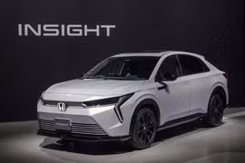 Honda Insight tái xuất tại quê nhà Nhật Bản, giá bán từ 840 triệu đồng