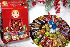 Cẩn trọng với bánh kẹo ngoại không rõ nguồn gốc bán tràn chợ mạng