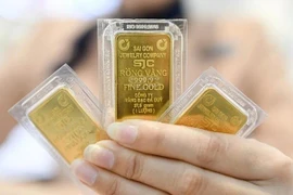 Giá vàng hôm nay 25/7: Đột ngột lao dốc?