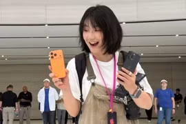 CEO chi 52 tỷ tặng iPhone 17 Pro Max cho toàn bộ nhân viên 