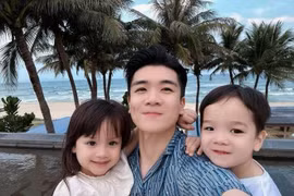 Ảnh giản dị khi làm bố đơn thân của thiếu gia nhà bầu Hiển