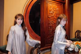 Hot girl bi-a Lê Tuyết Anh dịu dàng trong tà áo dài, khoe vẻ đẹp nền nã