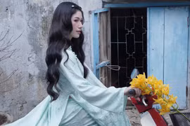 “Hot girl Karate” Trang Cẩm Lành dịu dàng trong tà áo dài