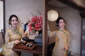 Vợ cầu thủ Quế Ngọc Hải dịu dàng trong tà áo dài, nhan sắc gây thương nhớ