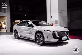 Mazda EZ-6 Sports Edition "chốt giá" chỉ từ 566 triệu đồng