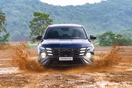 Hyundai Tucson N Line chốt giá 989 triệu đồng tại Việt Nam