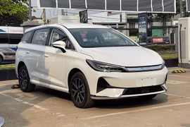 Ôtô Trung Quốc ở Việt Nam "đua" giảm giá, cao nhất 250 triệu