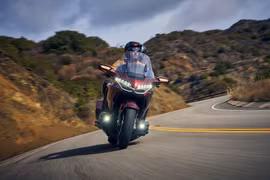 "Soi" Honda Gold Wing 2025 hơn 1,2 tỷ, đắt ngang CR-V e:HEV