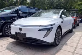 Tóm gọn Nissan N7 điện "bằng xương bằng thịt" tại Việt Nam