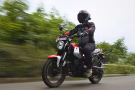 Bajaj Freedom 125, xe máy "ăn xăng như ngửi" chỉ 27 triệu
