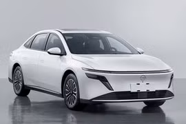 Nissan N6 PHEV 2026 tiết kiệm xăng "giá mềm" lộ diện