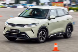 BYD Atto 2 2025 bản giá rẻ chỉ 262 triệu đồng, bỏ “God’s Eye”