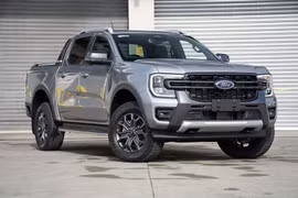 Ford Ranger Wildtrak V6 sắp ra mắt Đông Nam Á, có về Việt Nam?