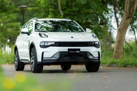 Lynk & Co 01 Hyper giá 999 triệu, có đủ sức "đấu" CX-5 và Tucson?