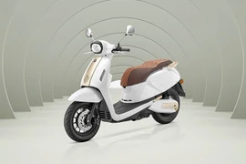 QJMotor E-LTR - xe máy điện chạy 105km/sạc, giá 43 triệu đồng