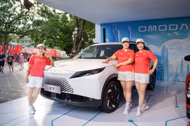 Omoda C7 và Jaecoo J6 lộ diện tại “Ngày hội bình yên” ở Hà Nội