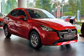 Mazda2 tại Việt Nam chỉ còn từ 403 triệu, Honda City dè chừng